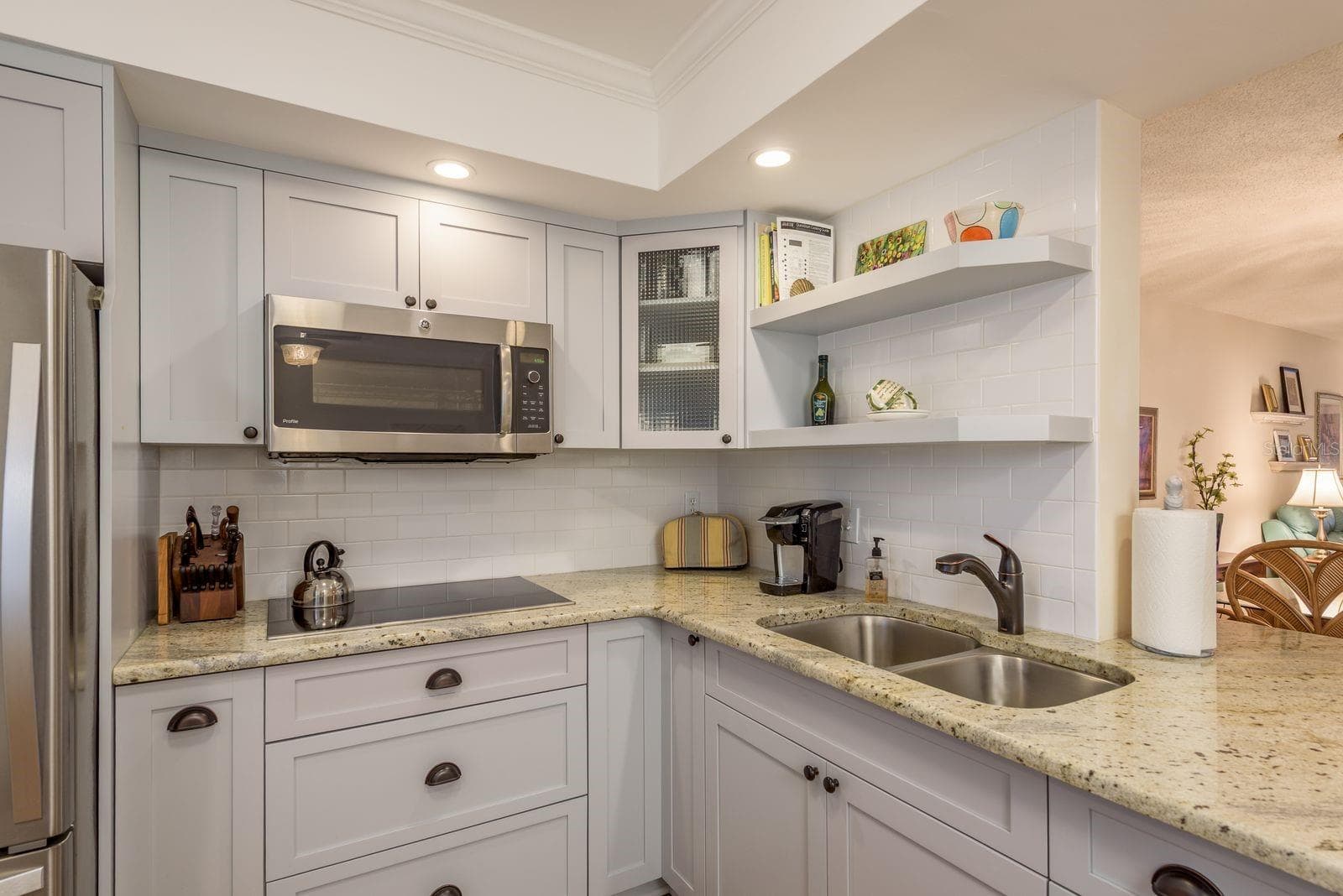 952 Virginia St #105 photo 3