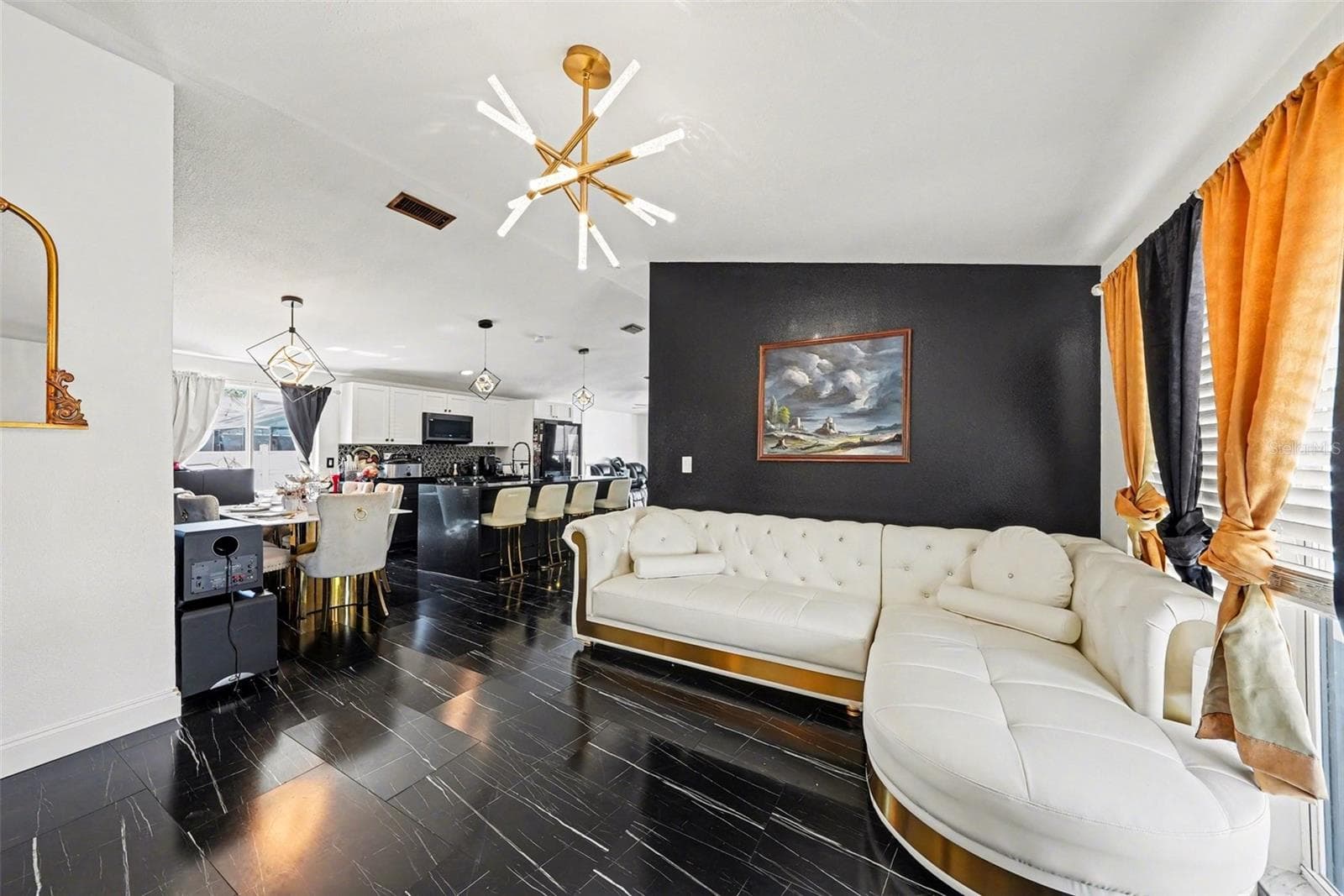 10119 Chimney Hill CT photo 5