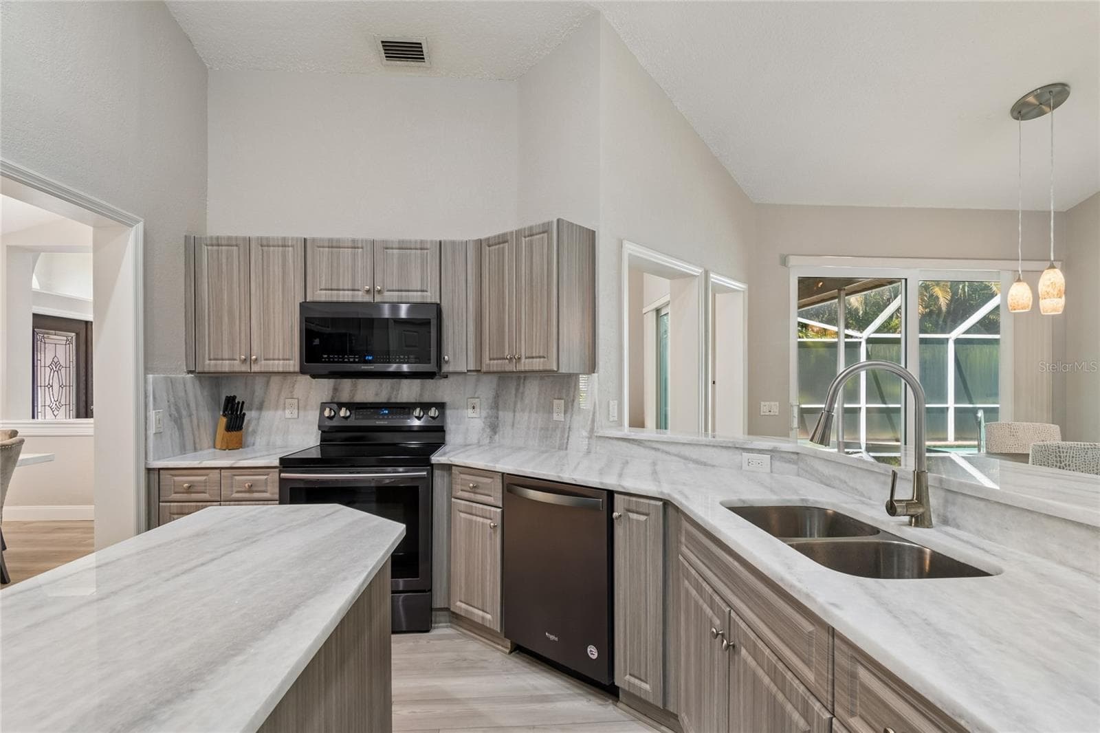 4227 Auston Way photo 4