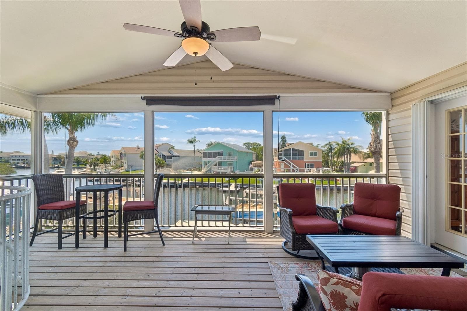 6211 Bayside Dr photo 5