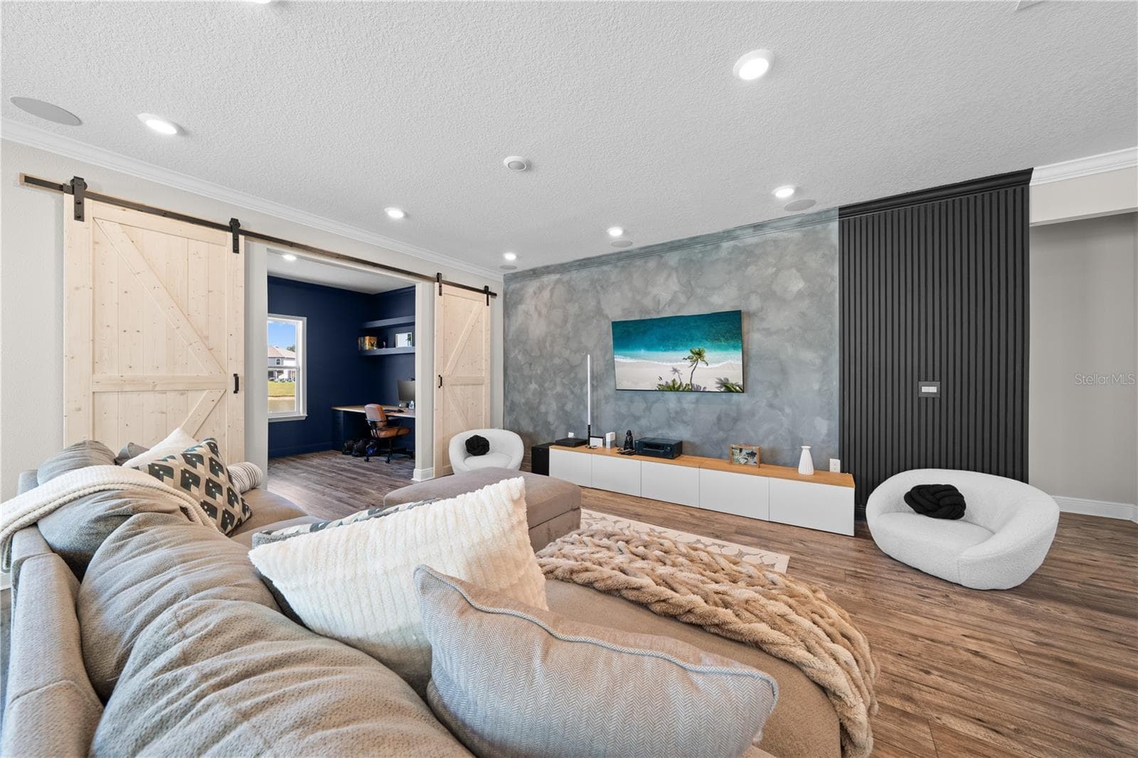 31041 Jazz Leaf Pl photo 3