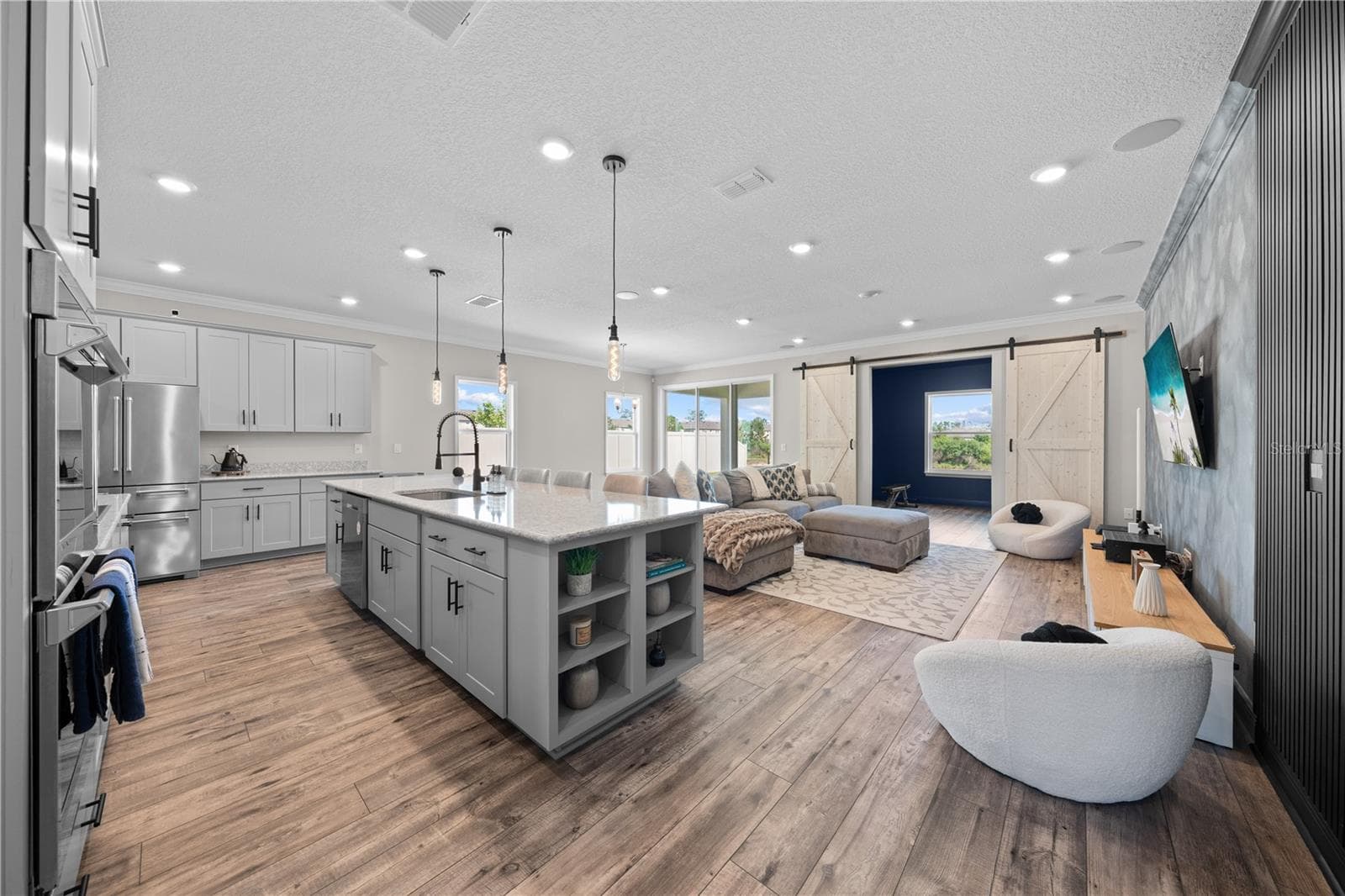 31041 Jazz Leaf Pl photo 4
