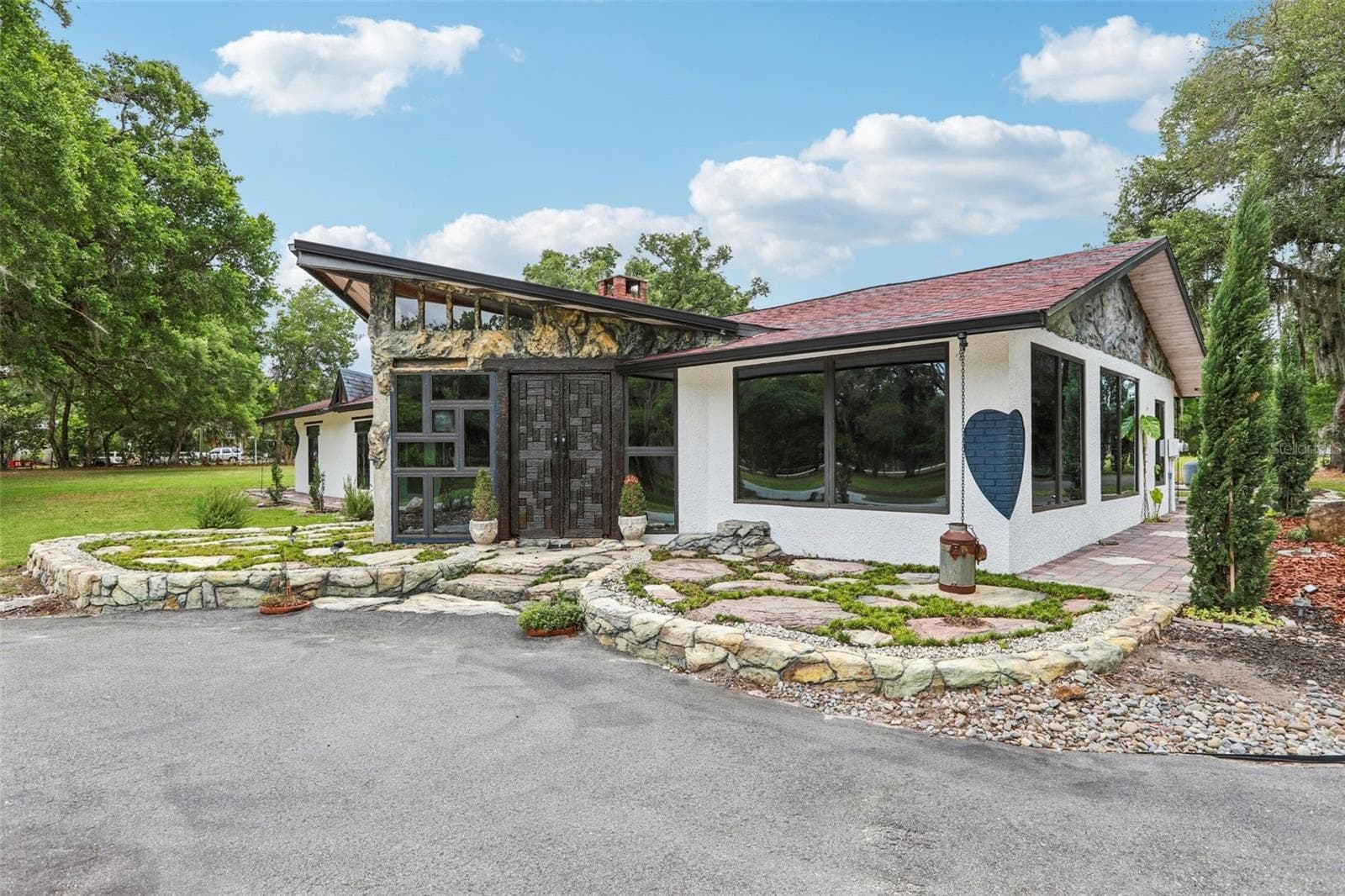 27616 Miller Rd photo 3