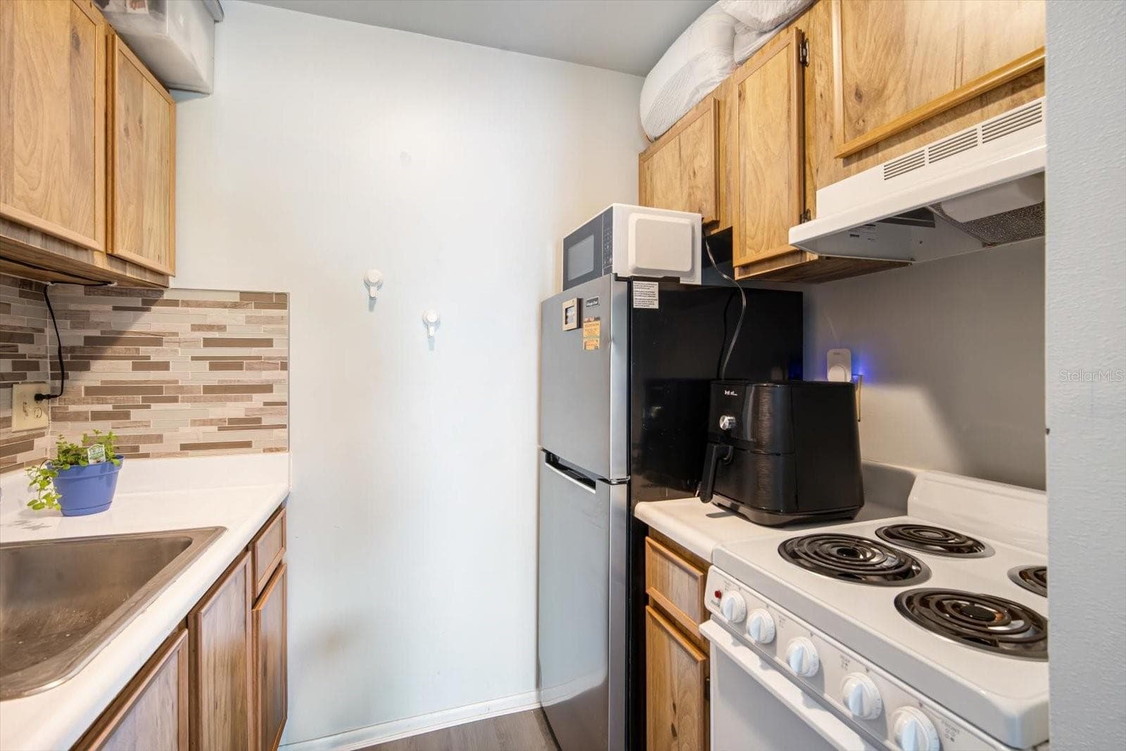 4130 Dolphin Dr #203 photo 4