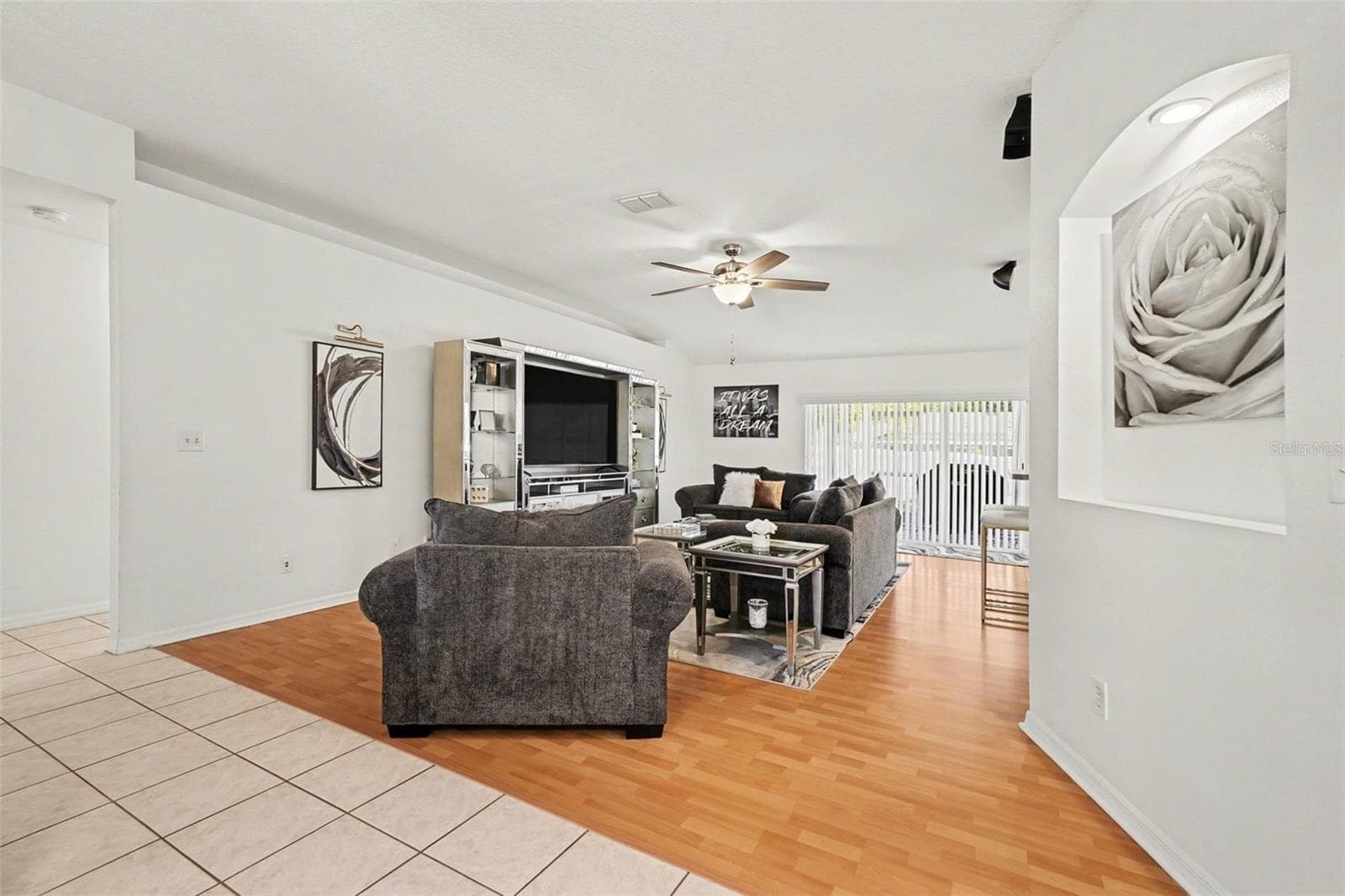 2333 Towering Oaks Cir photo 5