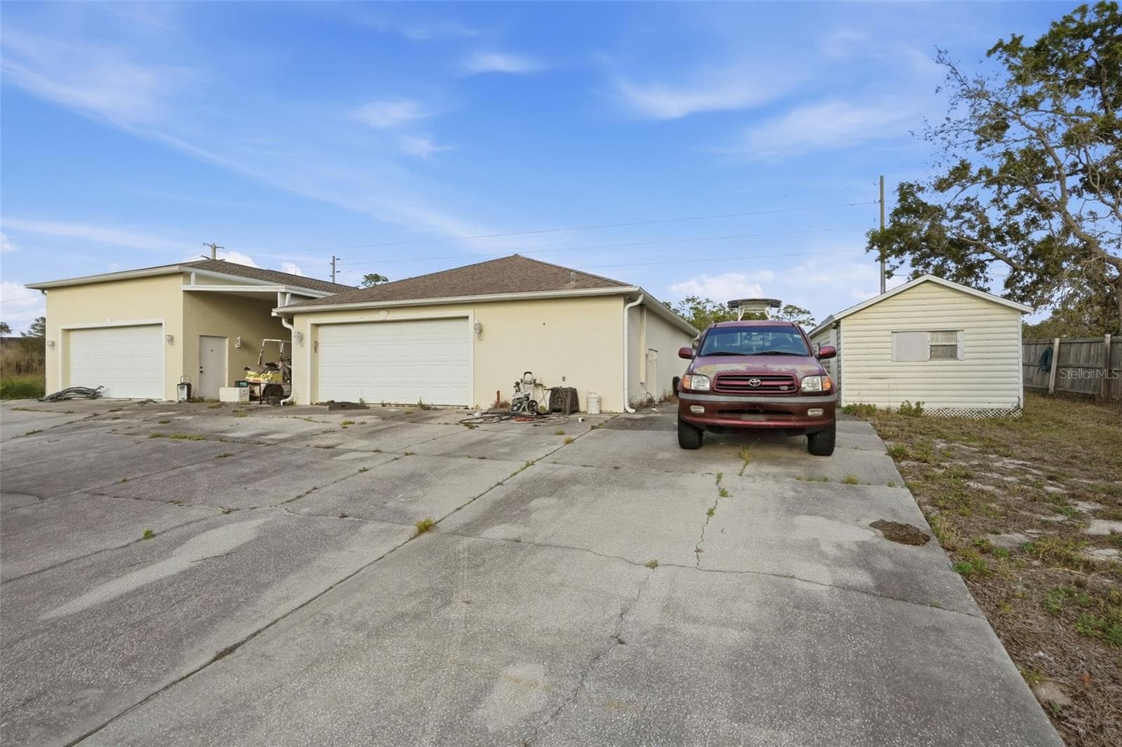 8038 Madrid Rd photo 3