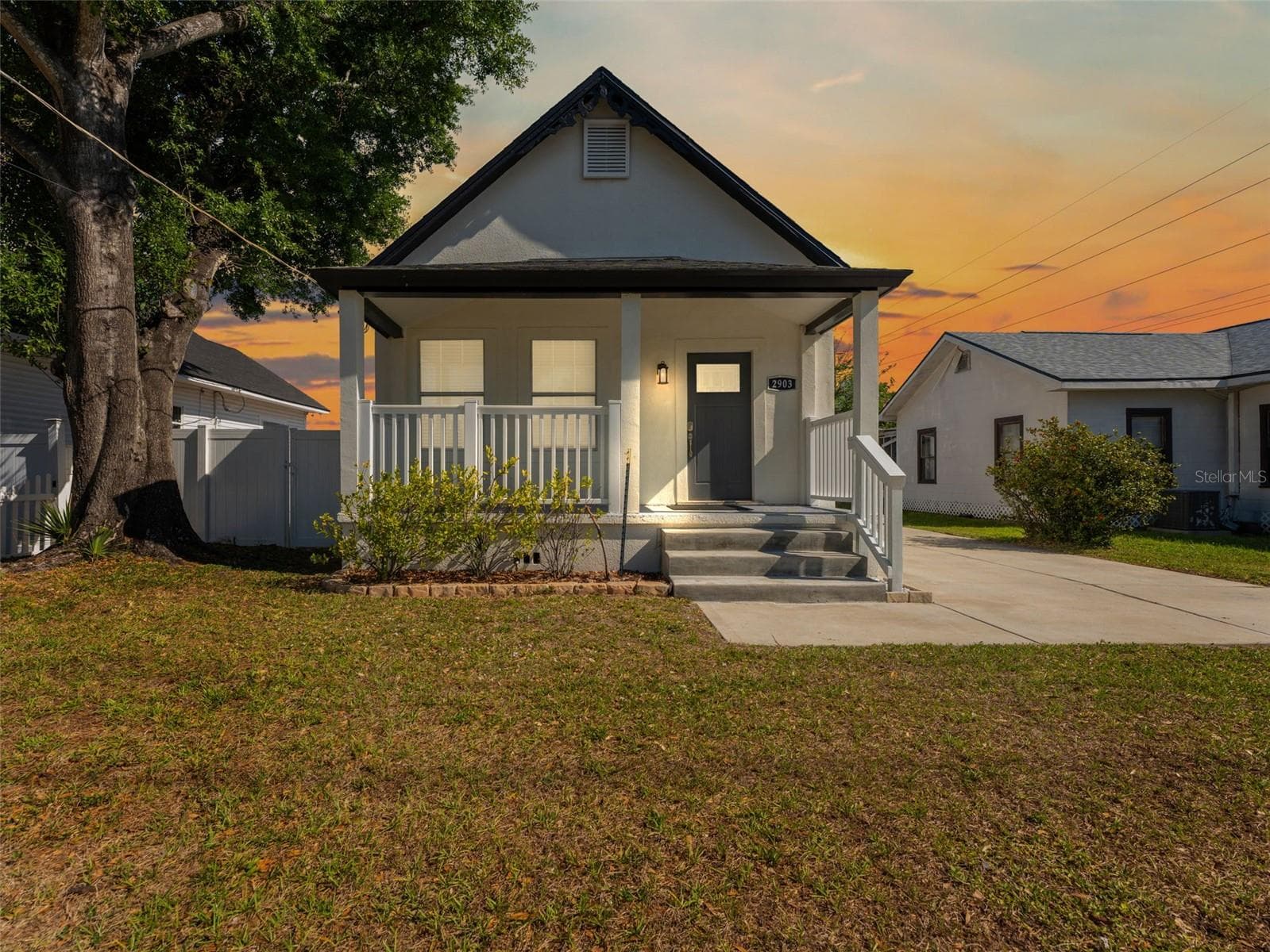 2903 W Ivy St photo 3