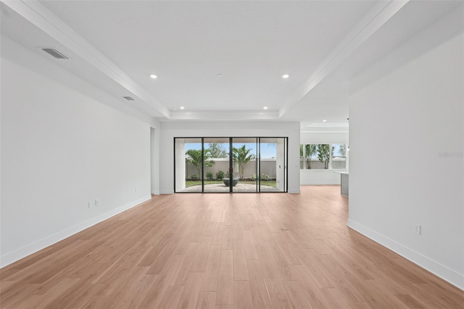 12652 Ivory Tusk Ln photo 5