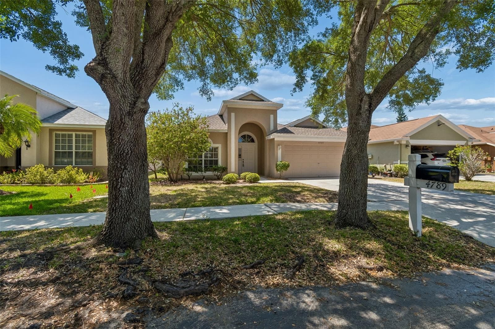 4789 Whispering Wind Ave photo 3