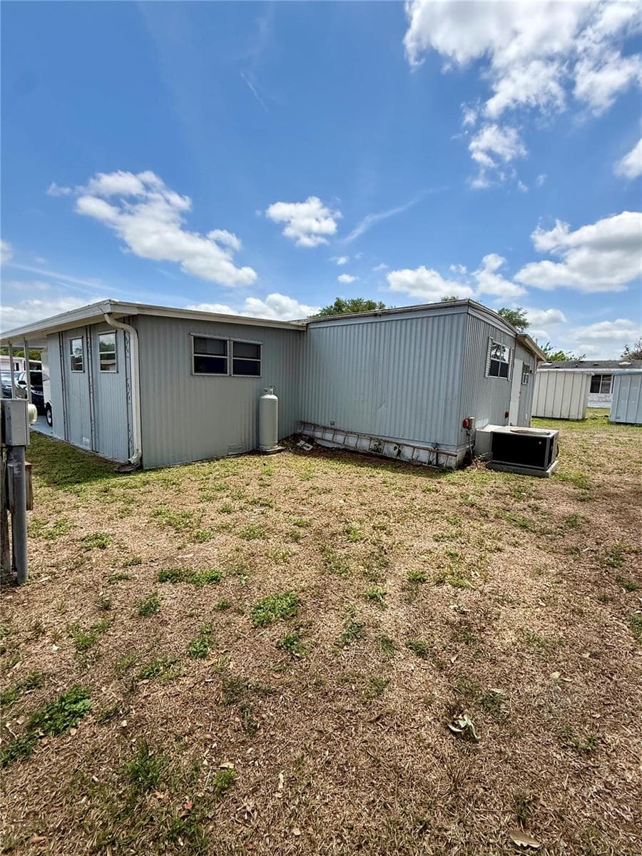 4513 Autumn Palm Dr photo 4