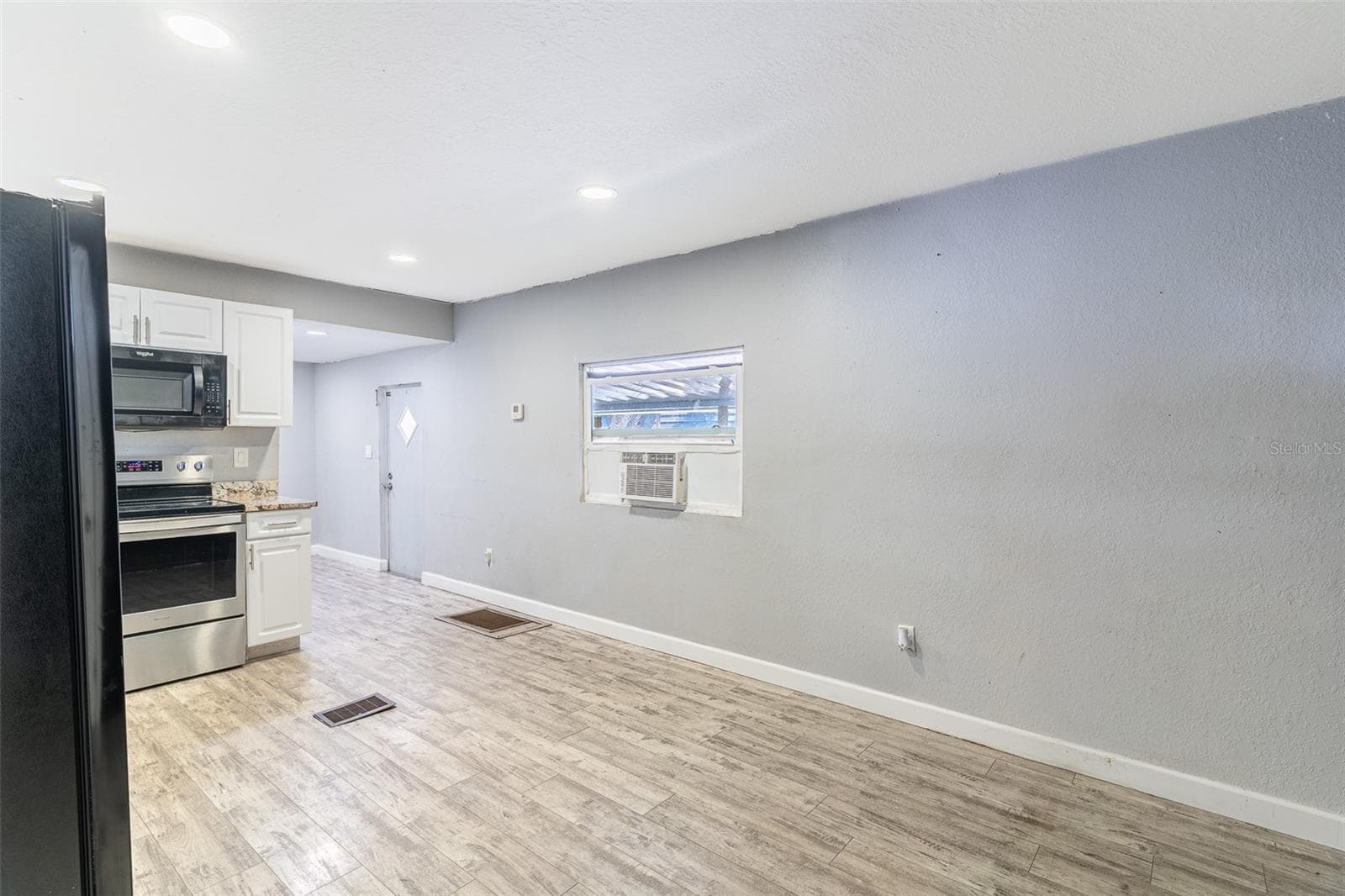 5807 Barry Ln photo 5