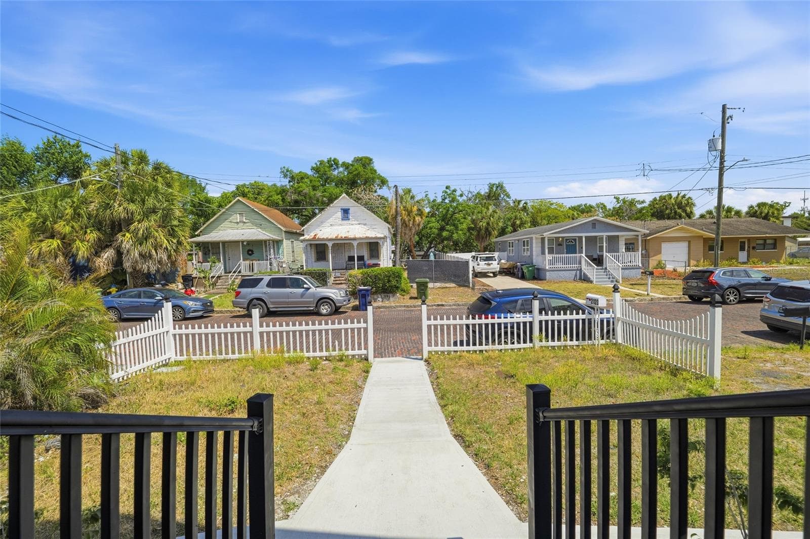 2120 W Nassau St photo 5