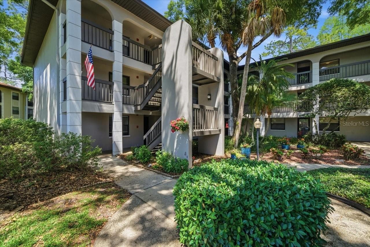 3399 Mermoor Dr #101