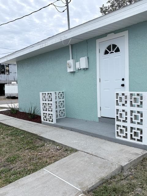 13737 Michelle Ave photo 5