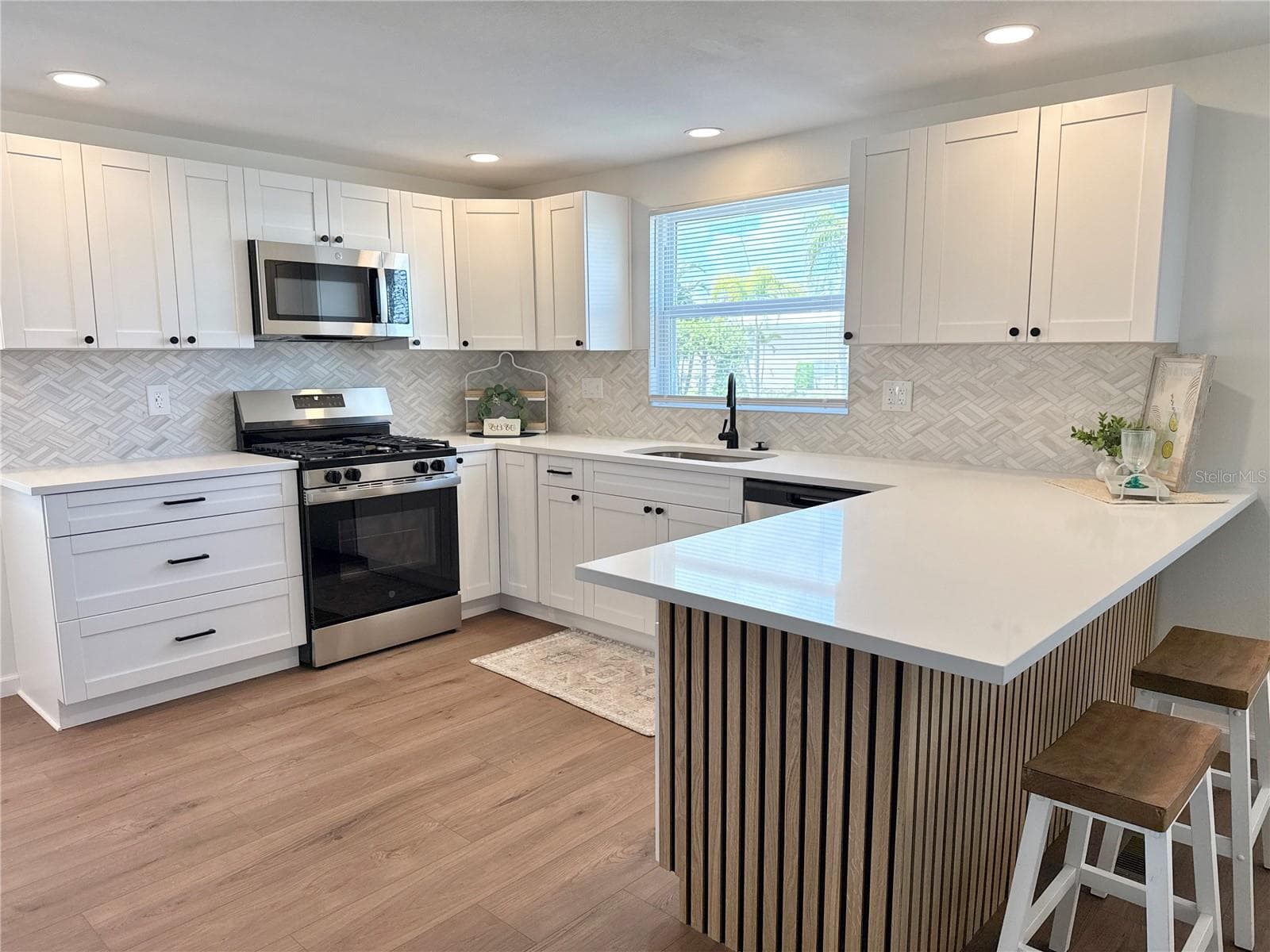 7271 Mount Arlington Dr NE #430 photo 3