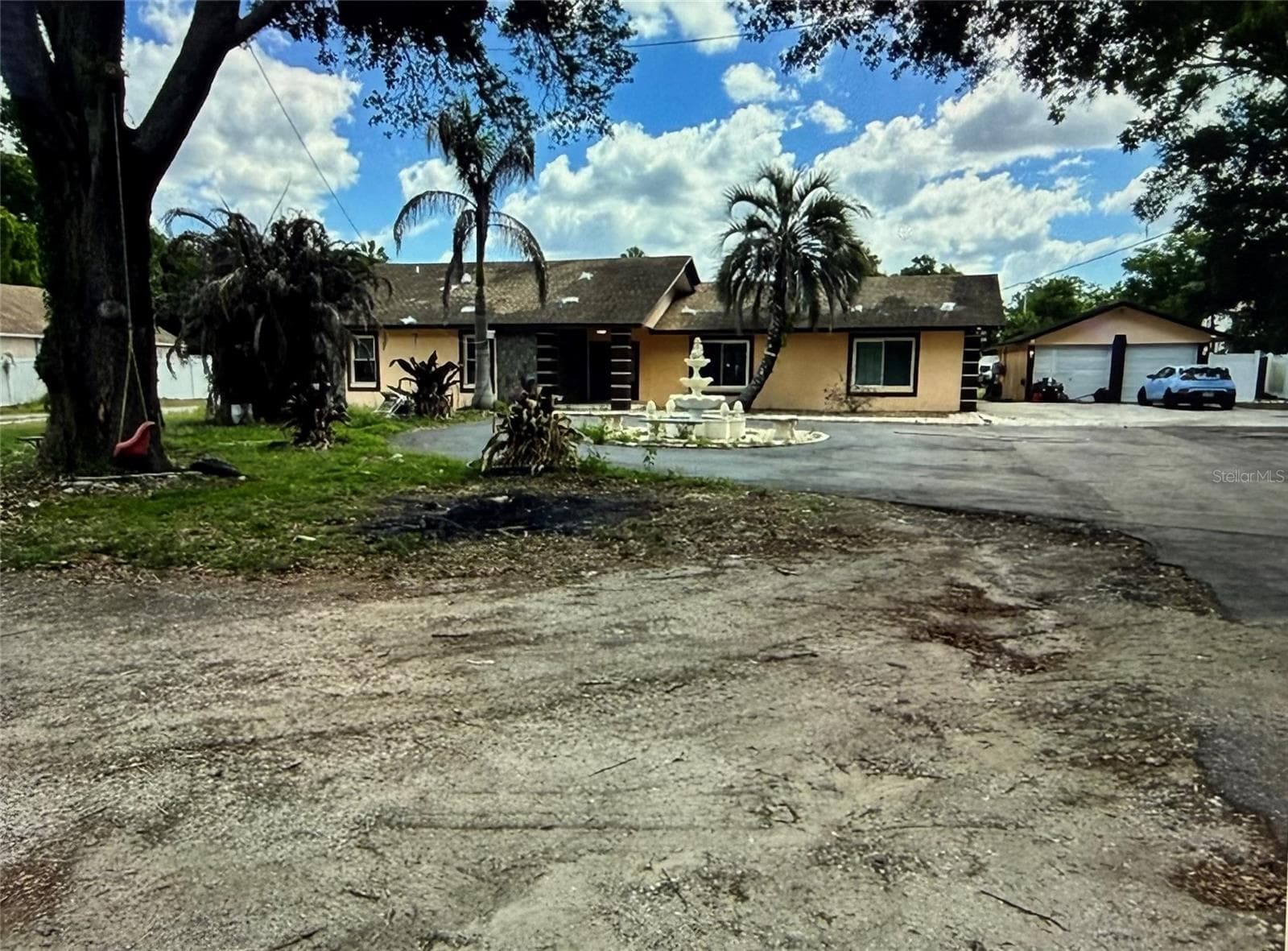 1212 S Taylor Rd