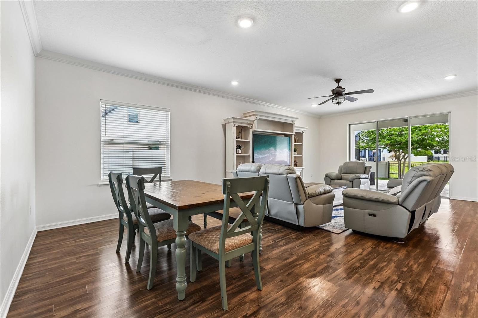 8245 Olive Brook Dr photo 5
