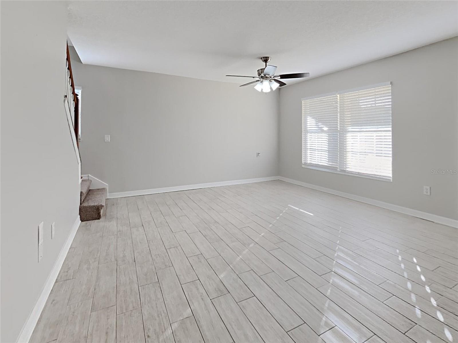 2473 Sagemont Dr