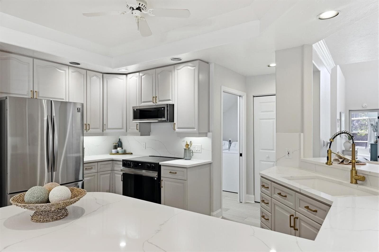 1703 Starling Dr #1703 photo 4