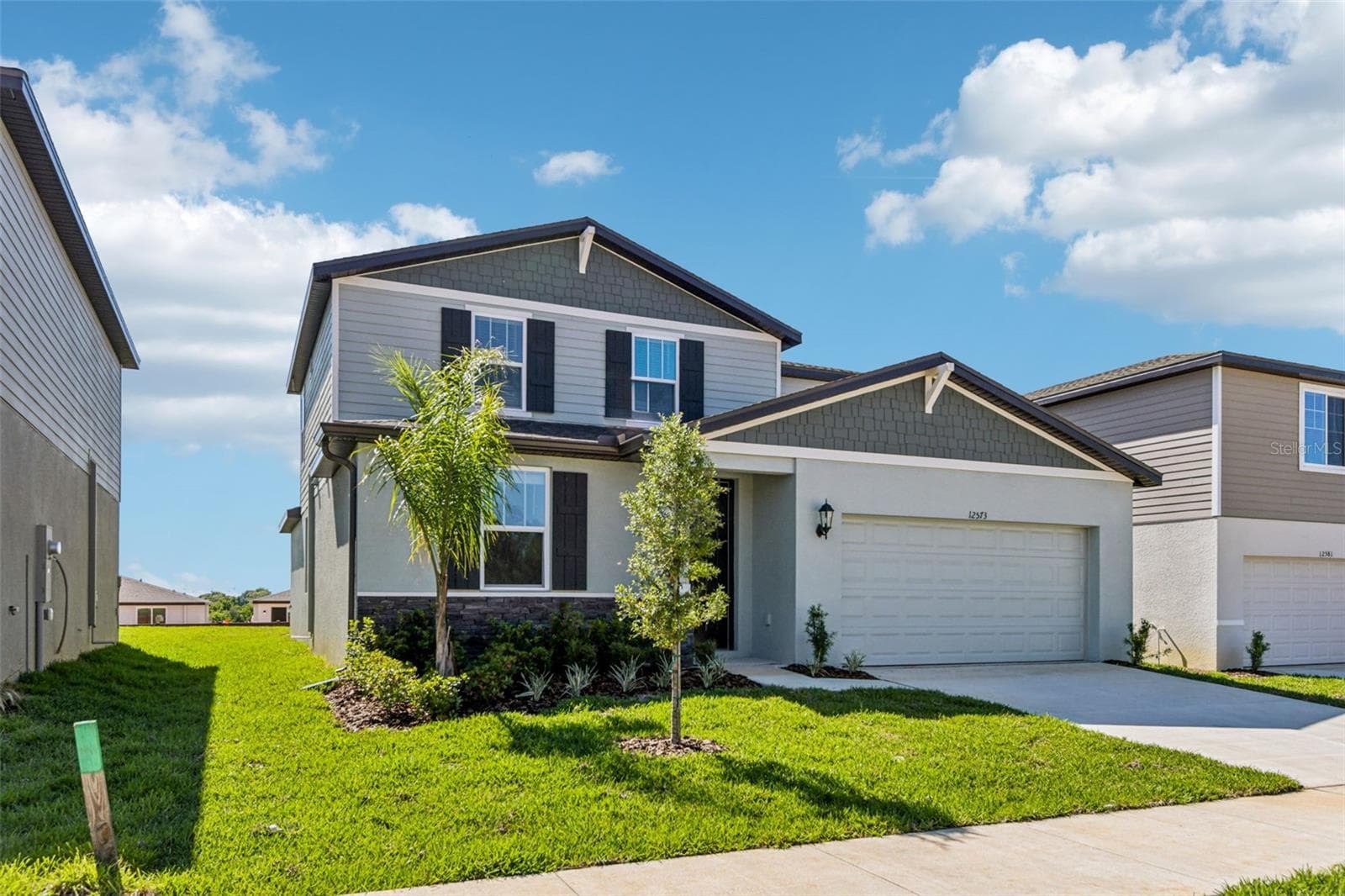 12573 Homeland Dr photo 3