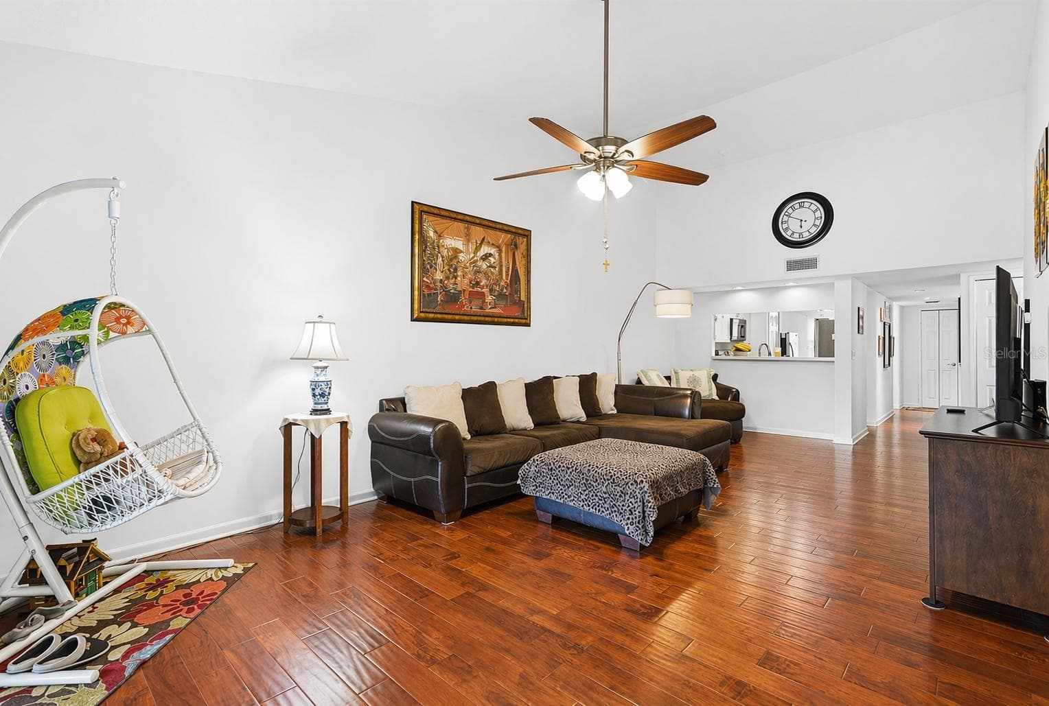 3203 Landmark Dr #2204 photo 5