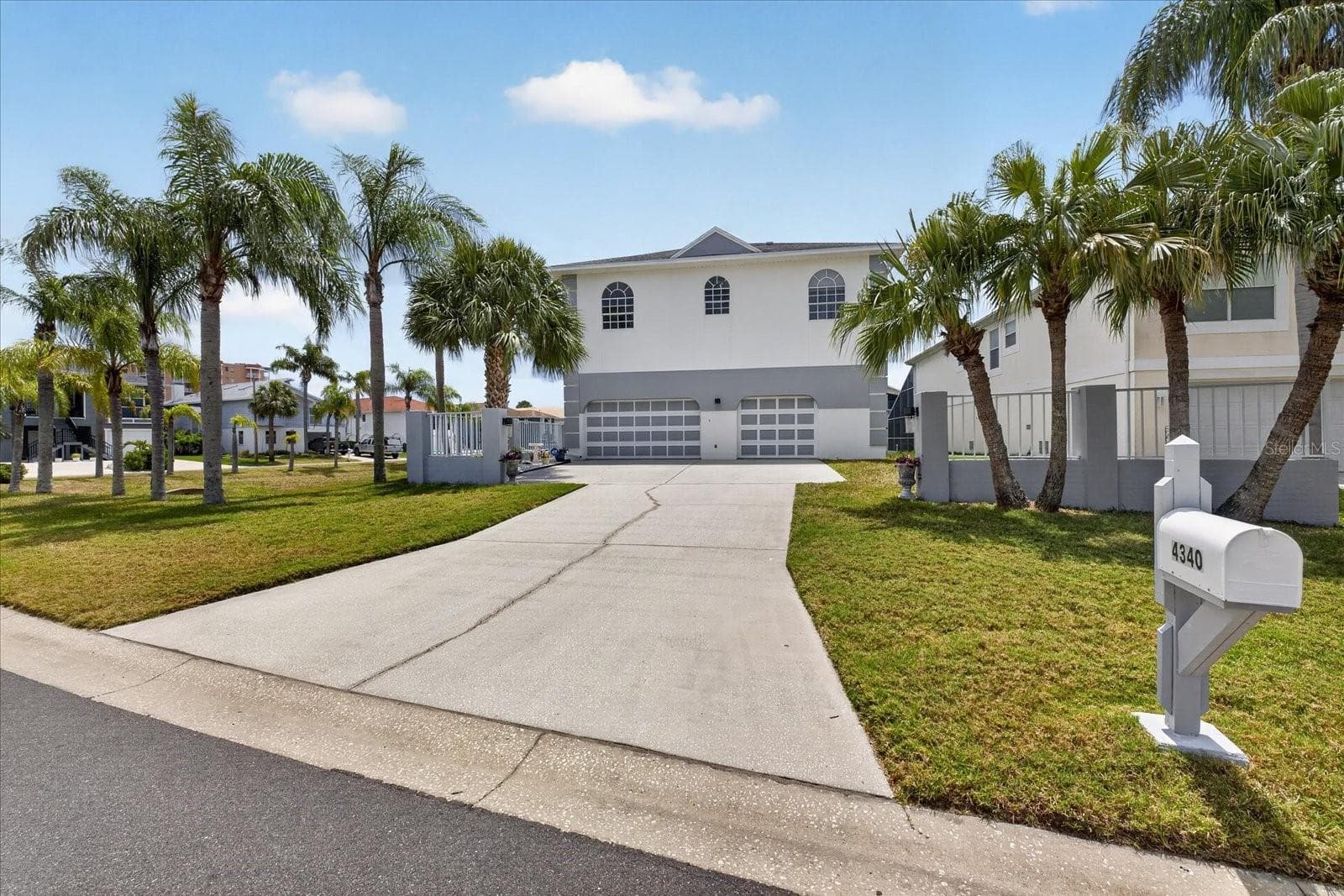 4340 Seagull Dr photo 3