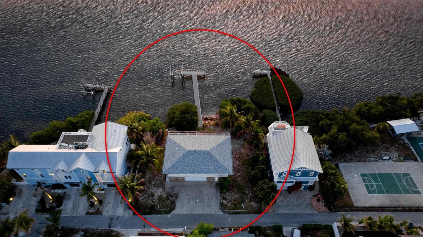2512 Avenue A photo 5