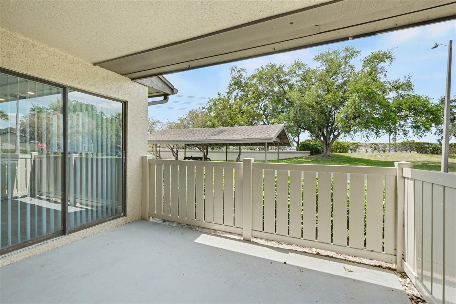 10 Lesley Ln photo 4