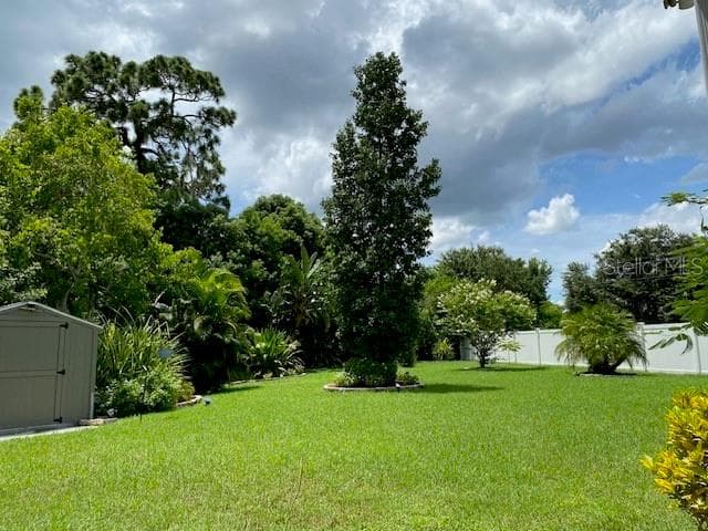 11718 Stonewood Gate Dr photo 3