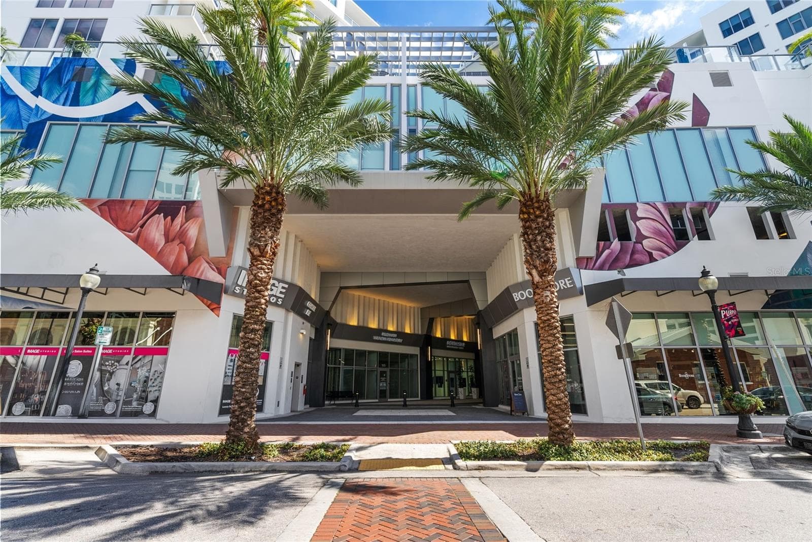 111 S Pineapple Ave #904