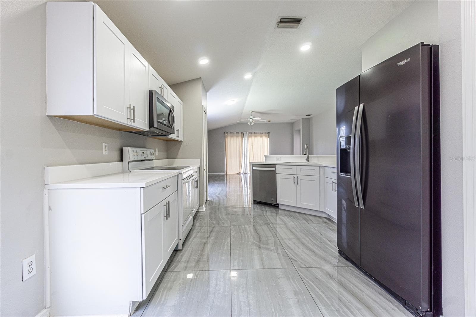 5553 Gallant Fox CT photo 4