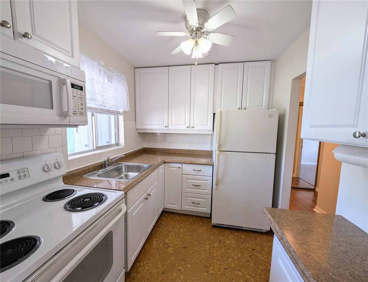 1840 Sunny Dr #D-36 photo 4
