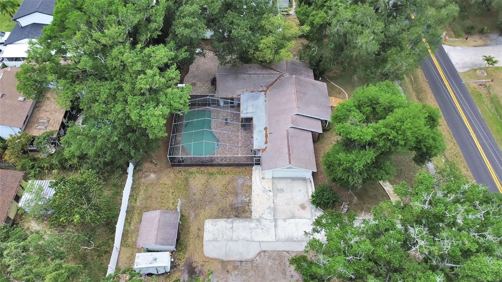 7608 Barry Rd photo 3