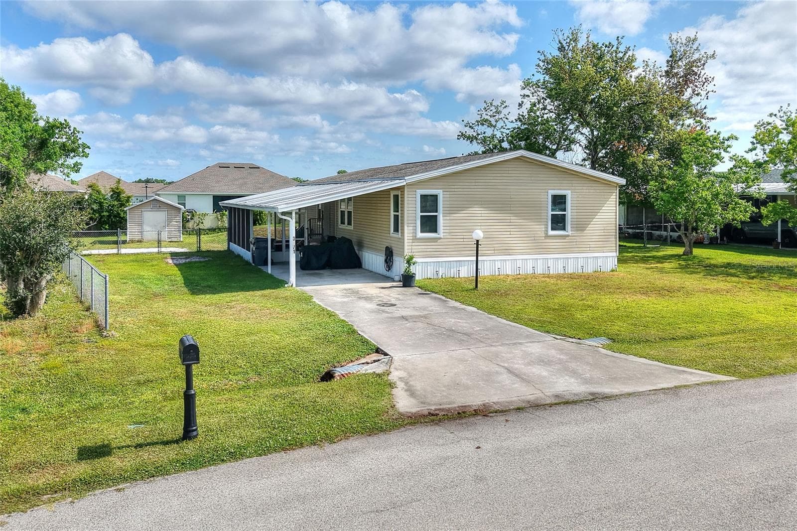 3071 Keuka Loop