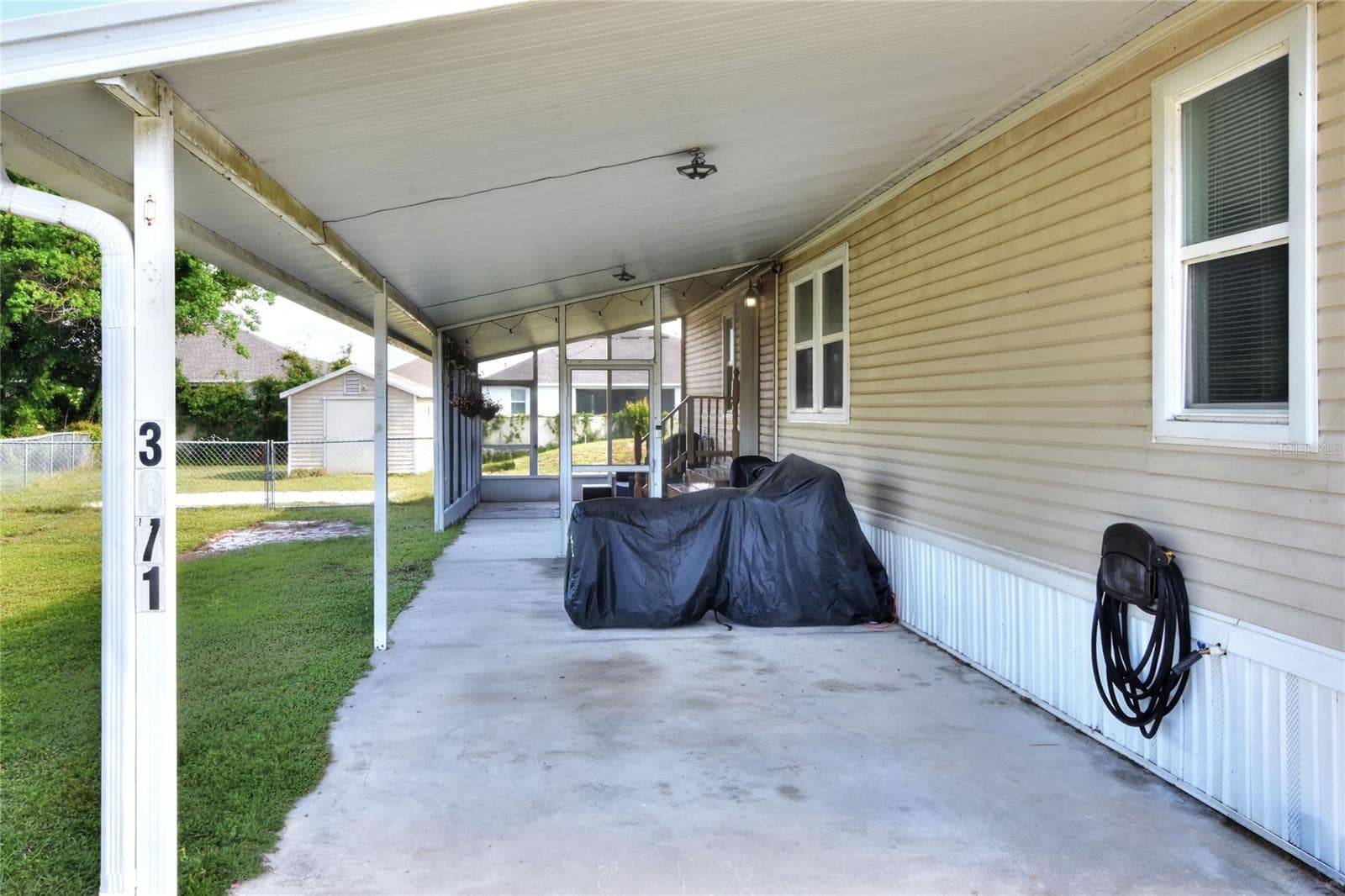 3071 Keuka Loop photo 4