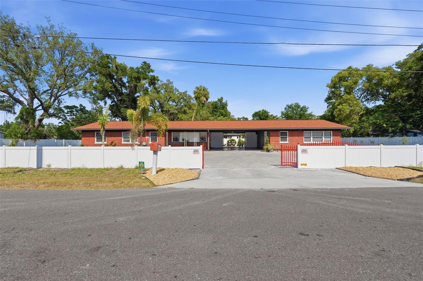 10107 N Aster Ave photo 3