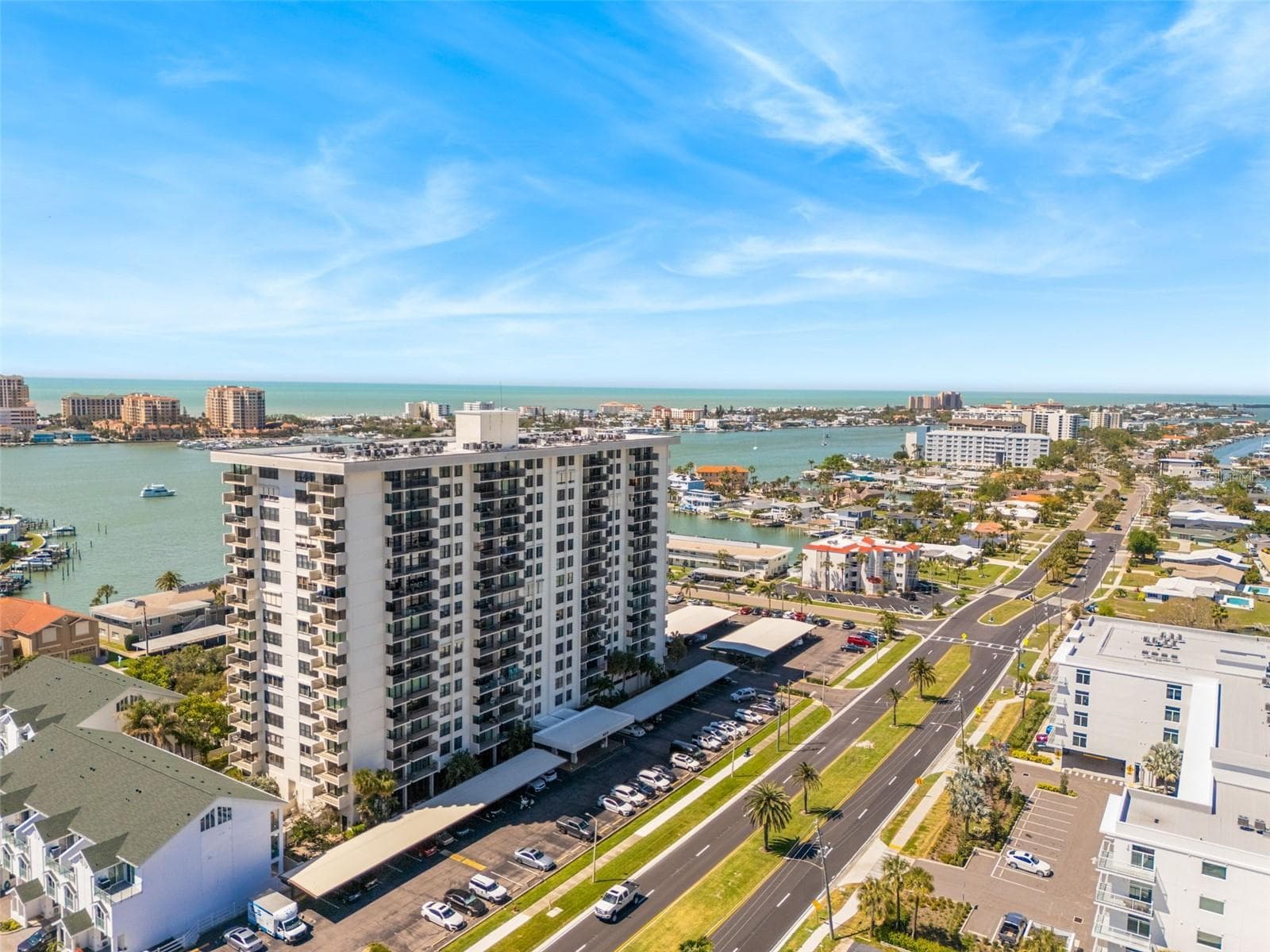 400 Island Way #504