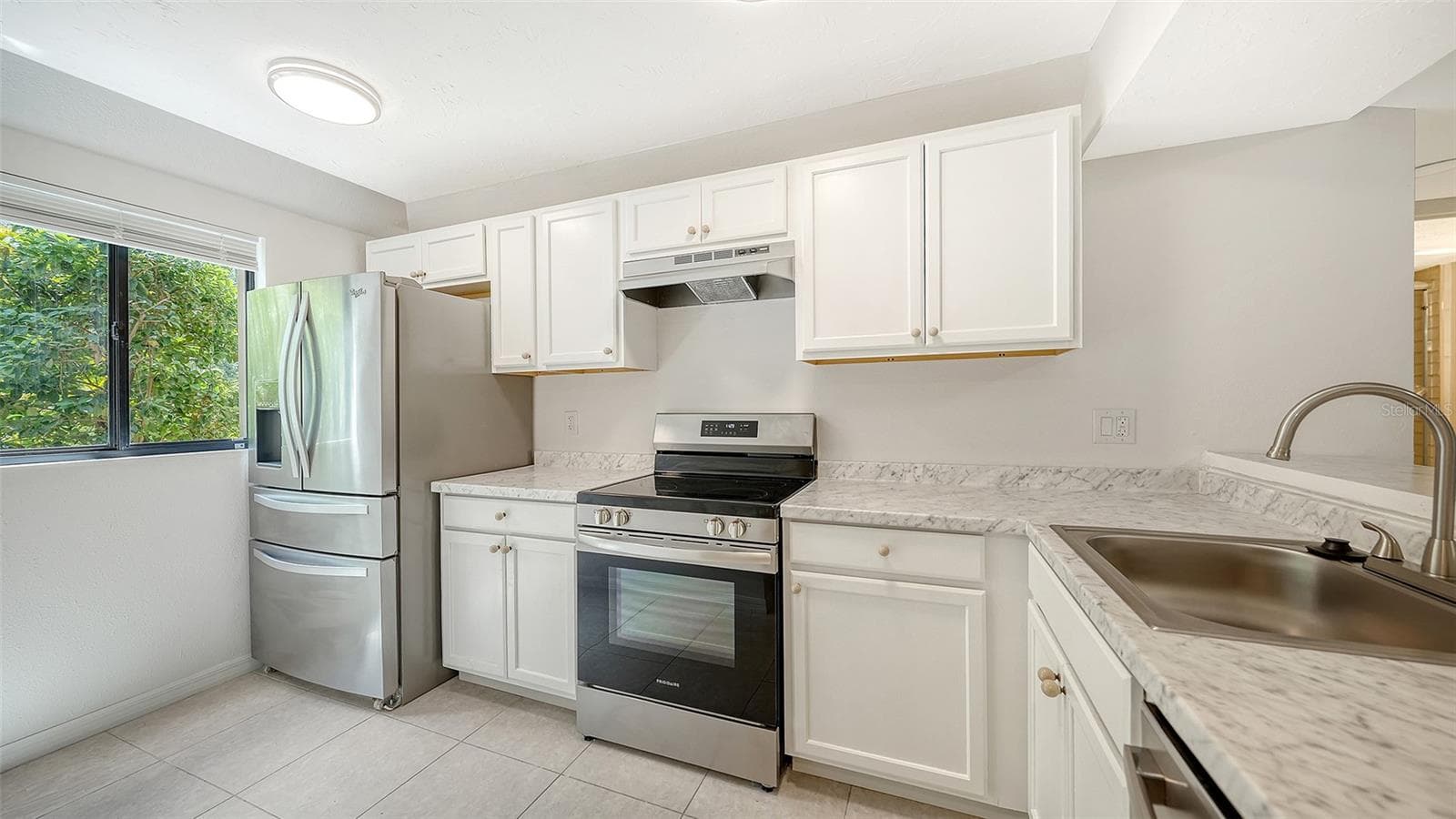 1720 Glenhouse Dr #326 photo 4