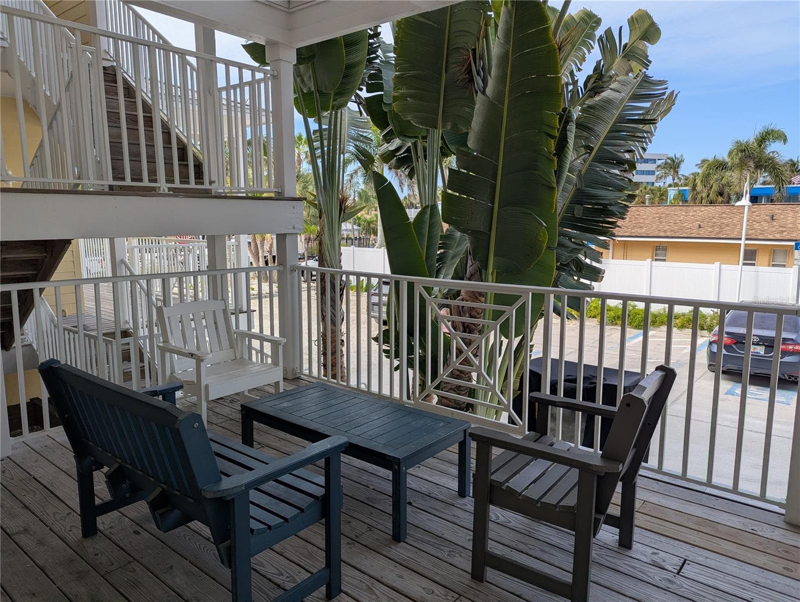 6732 Sarasea Cir #104C photo 3