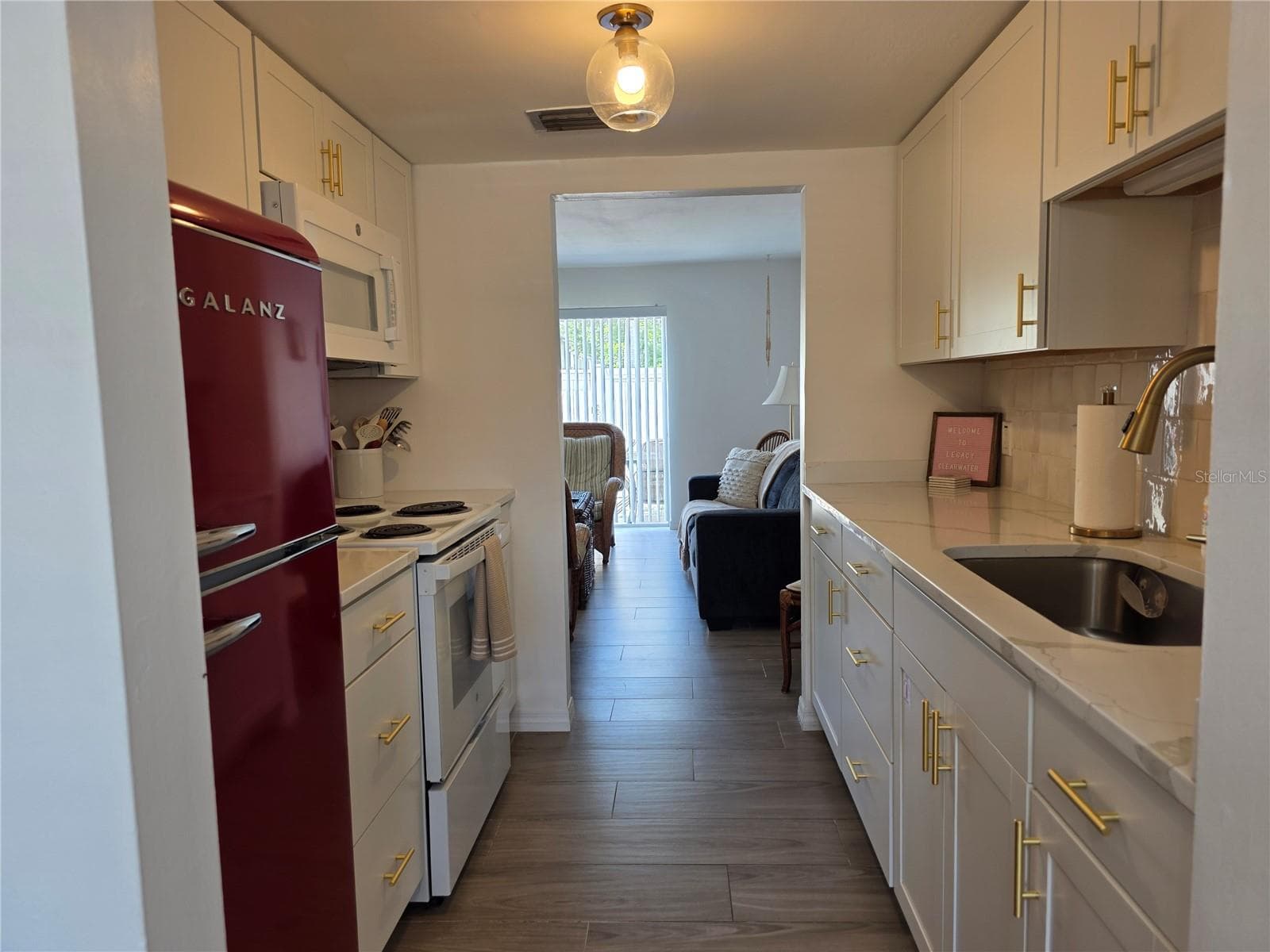 4215 E Bay Dr #1403 photo 5