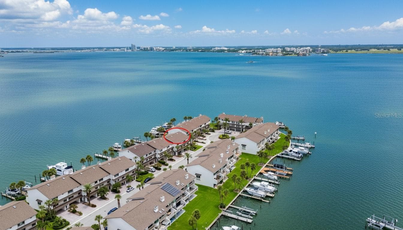 160 Marina Del Rey CT photo 5