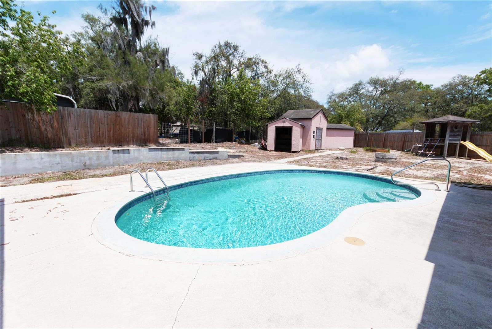9939 Woodridge CT photo 3