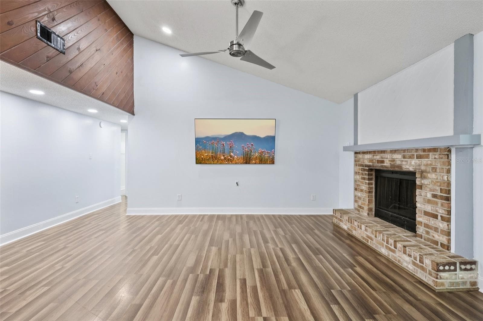 3613 Coppertree Cir photo 5