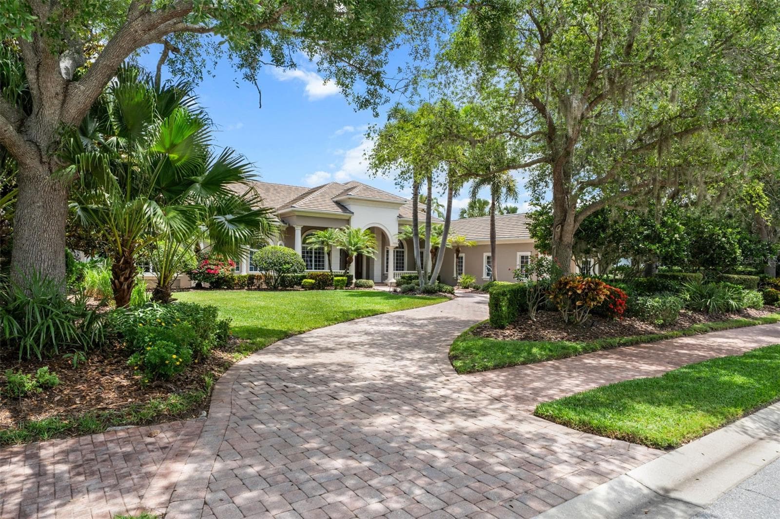 4085 Founders Club Dr photo 3