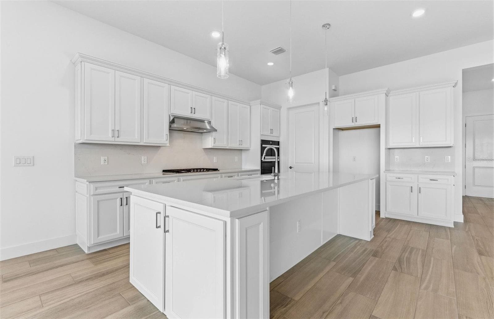 16412 Rustic Sky Dr photo 3