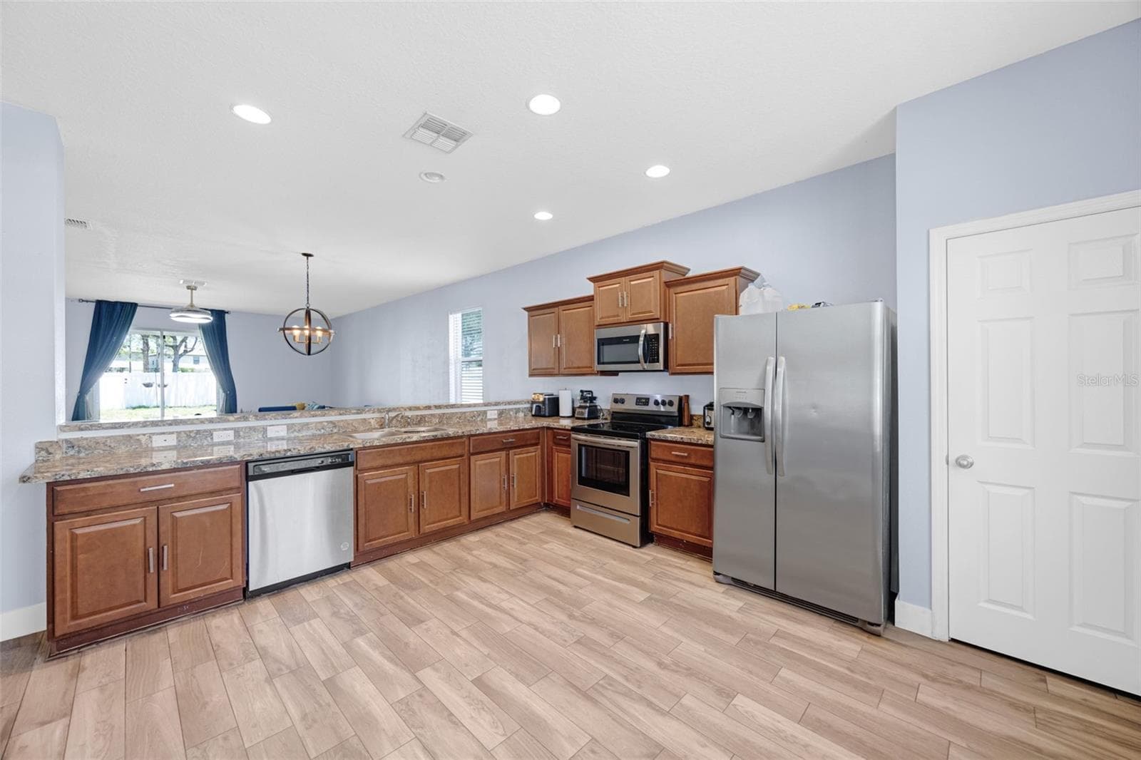 14303 Alistar Manor Dr photo 4