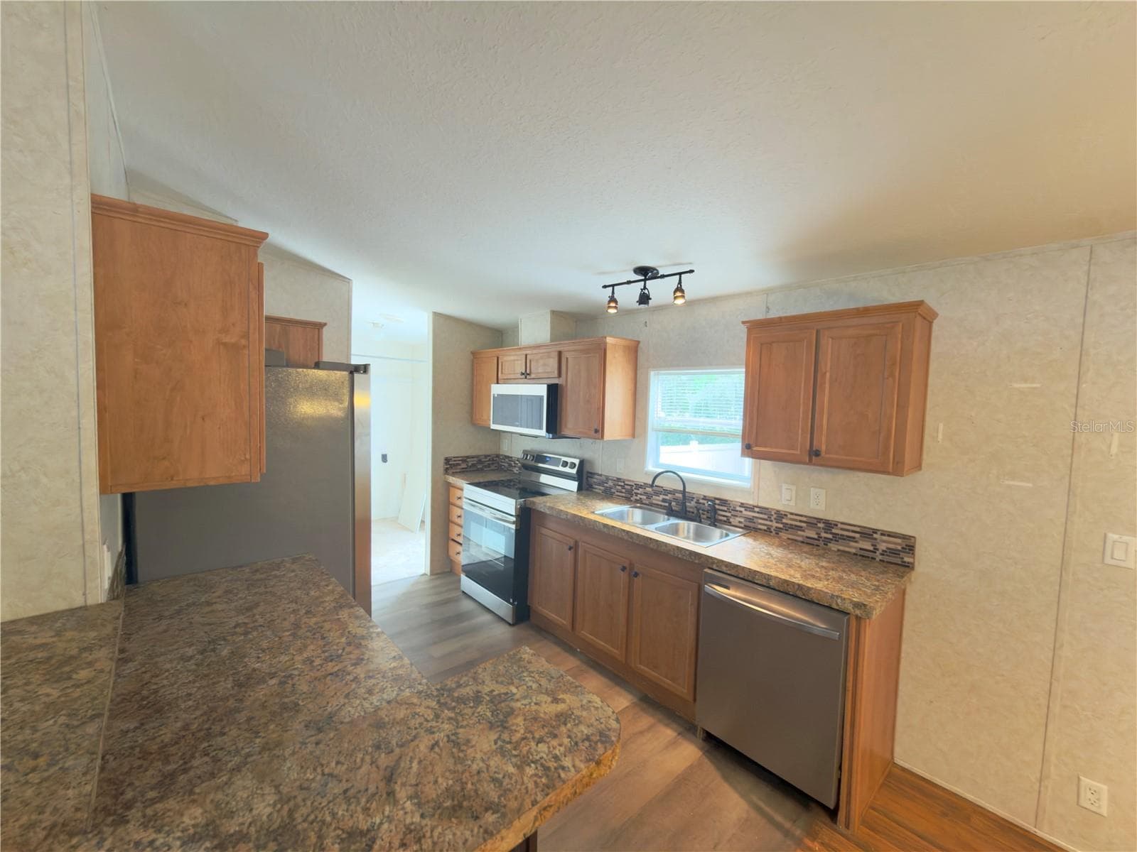 2115 Bruce St photo 5