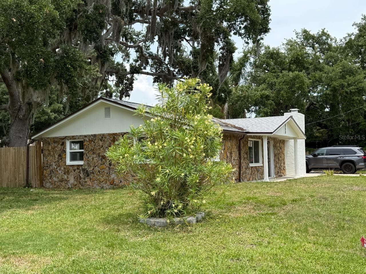 4553 Edith St photo 4