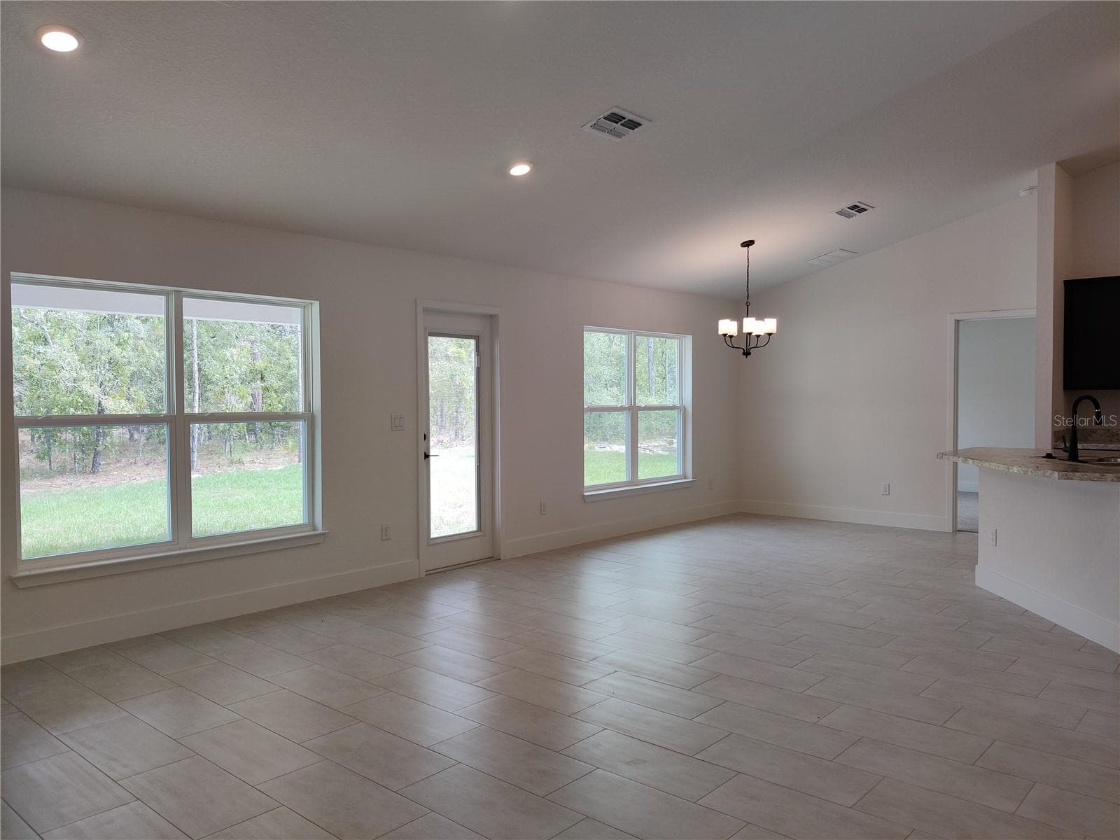 15406 Scaup Duck Ave photo 4