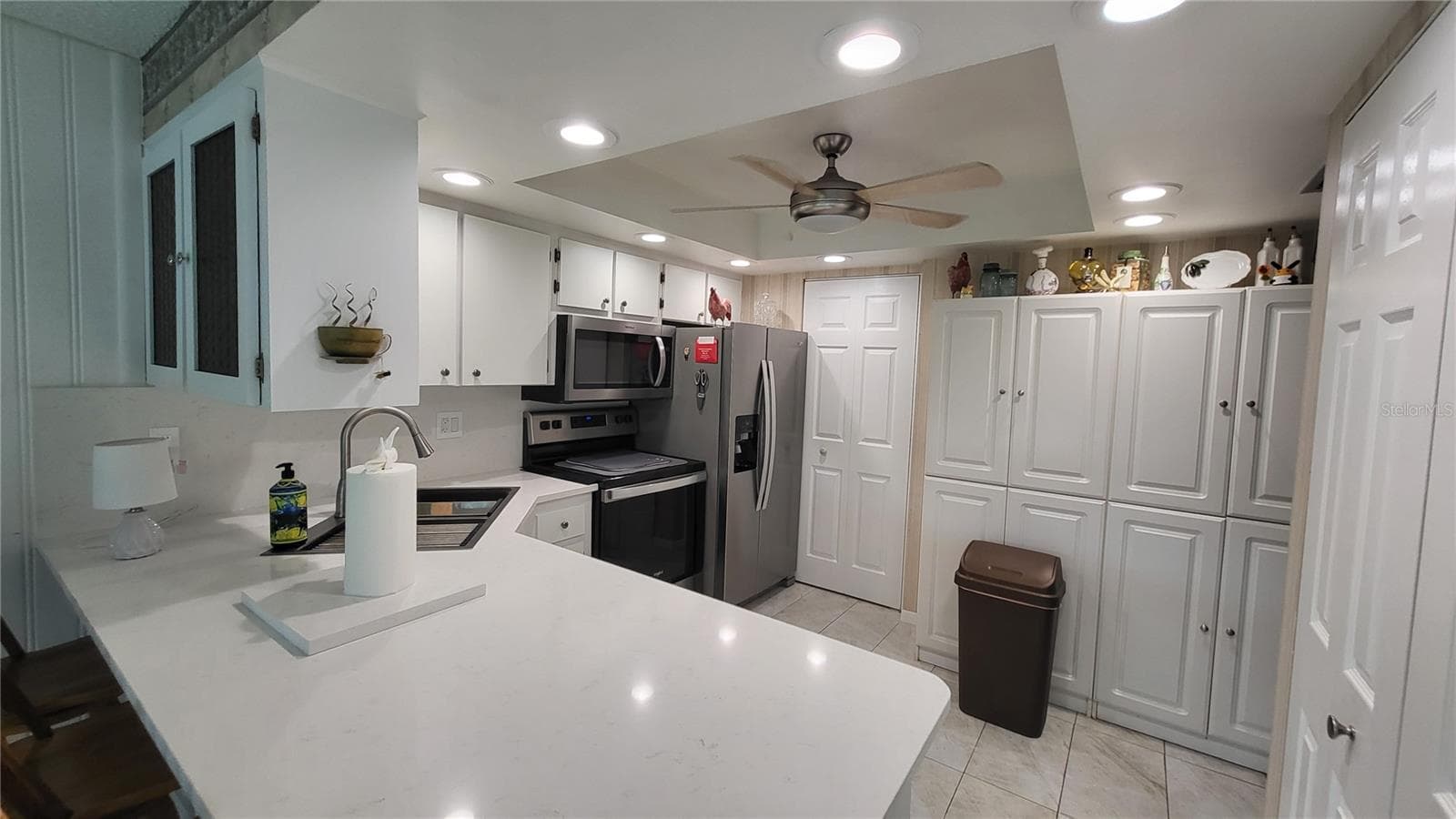 225 Country Club Dr #C225 photo 4